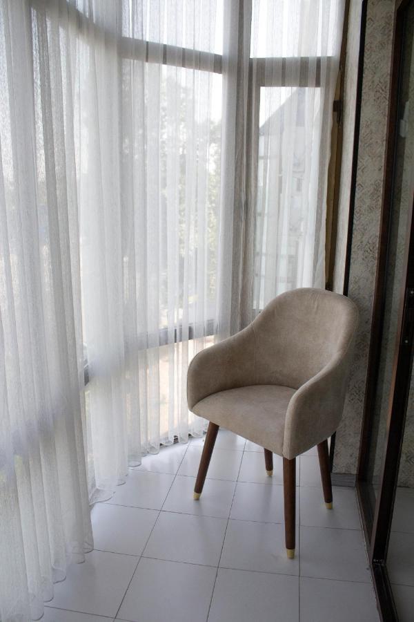 Artist Regenci Hotel Tashkent Ngoại thất bức ảnh