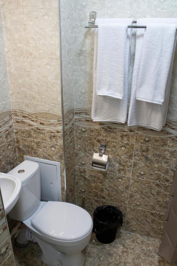 Artist Regenci Hotel Tashkent Ngoại thất bức ảnh