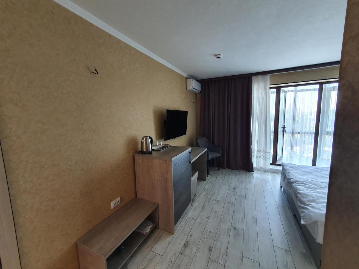 Artist Regenci Hotel Tashkent Ngoại thất bức ảnh